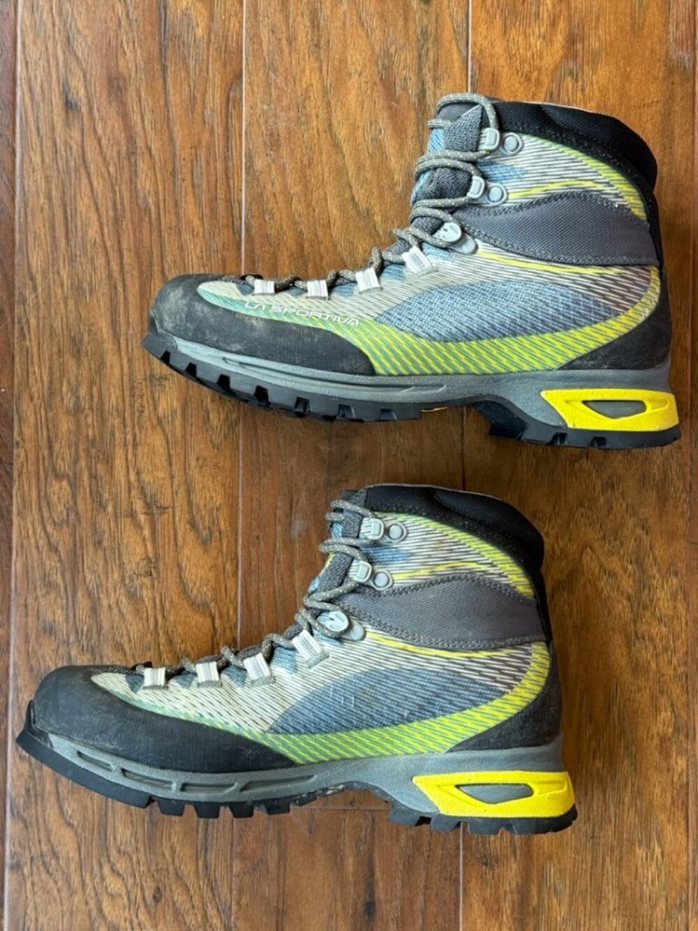 Like-new La Sportiva Trango TRK GTX women's hiking boots 7.5 (EUR 39)